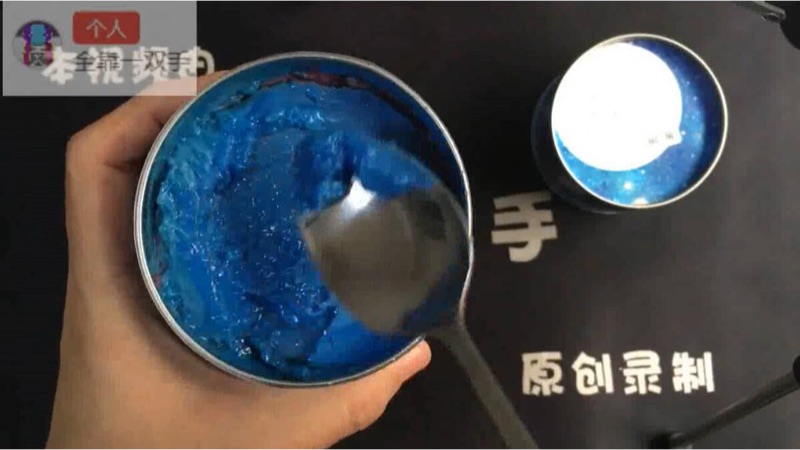 试吃世界上颜值最高的蛋糕之一:可以流动的星空蛋糕,可是到货后却直接傻眼,这是啥呀